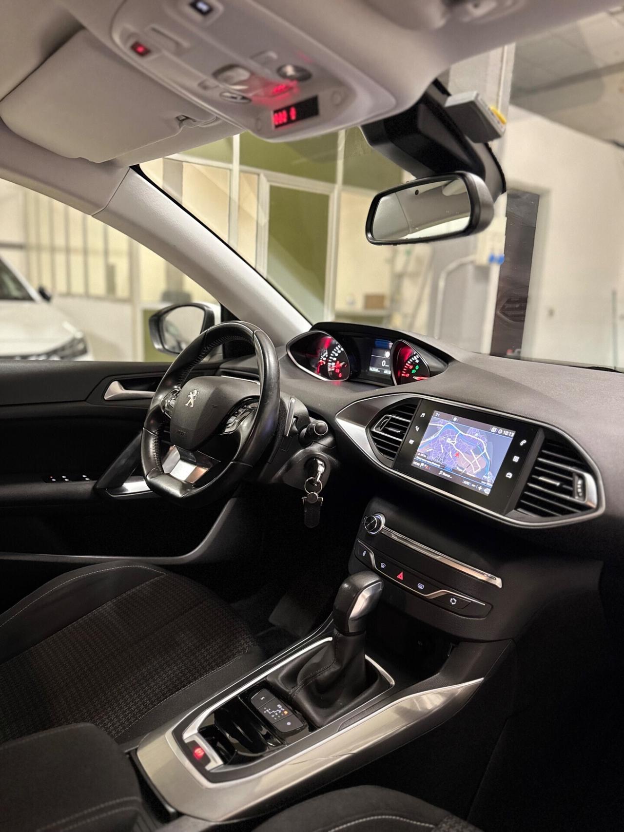 Peugeot 308 BlueHDi 130 S&S Active