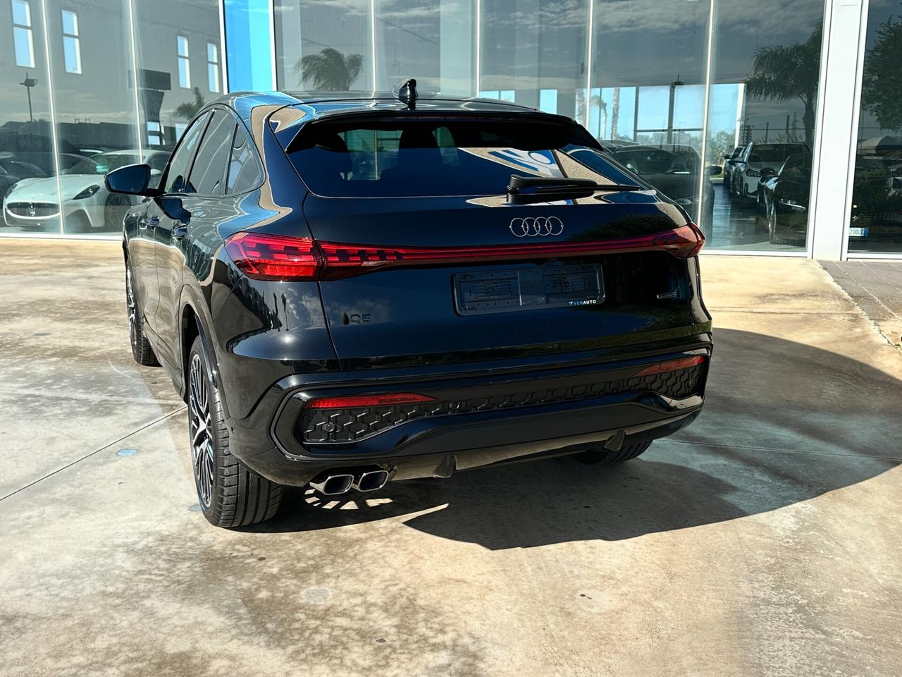 Audi Q5 2.0TDI MHEV SPB Possibilità noleggio no scoring