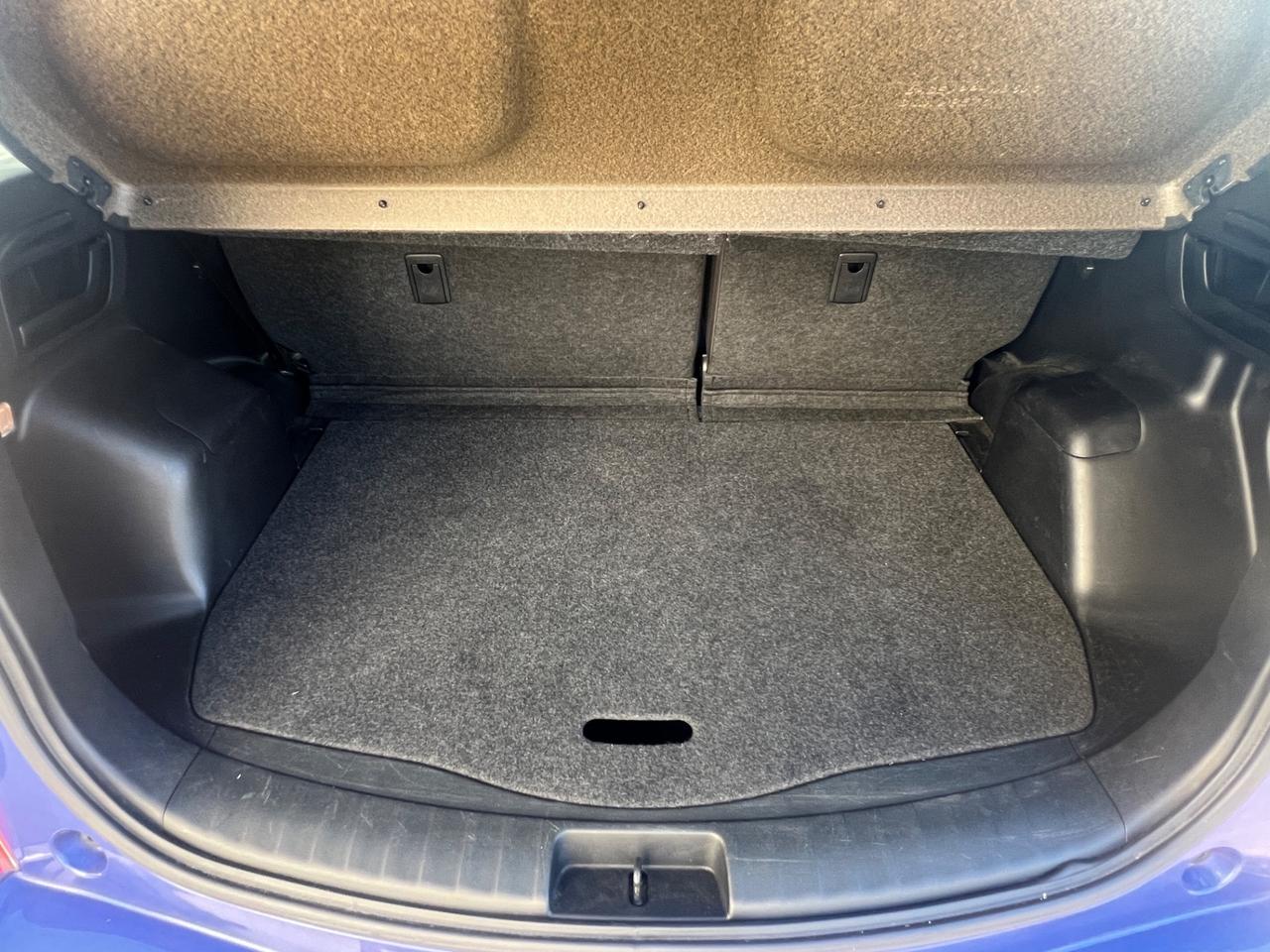 Toyota Verso-S 1.3 MT STYLE