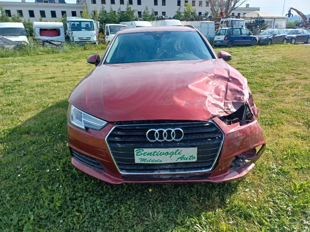 Audi A4 Avant 2.0 TDI 150 CV 2017 Incidentata