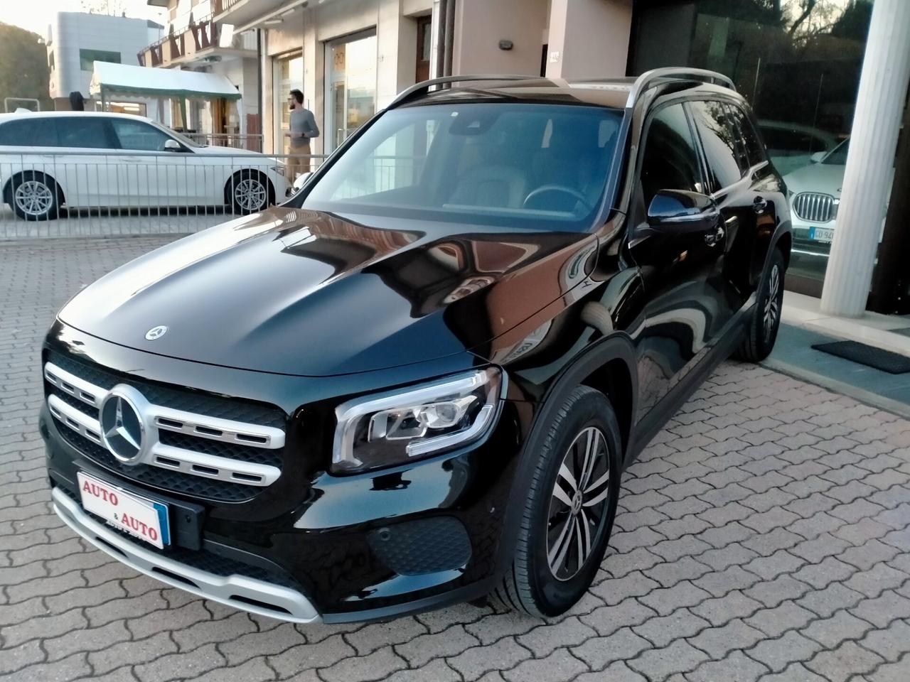 Mercedes-Benz GLB 180 D BUSINESS EXTRA 8MLED/SEDILI SPORT/DISPLAY MAXI