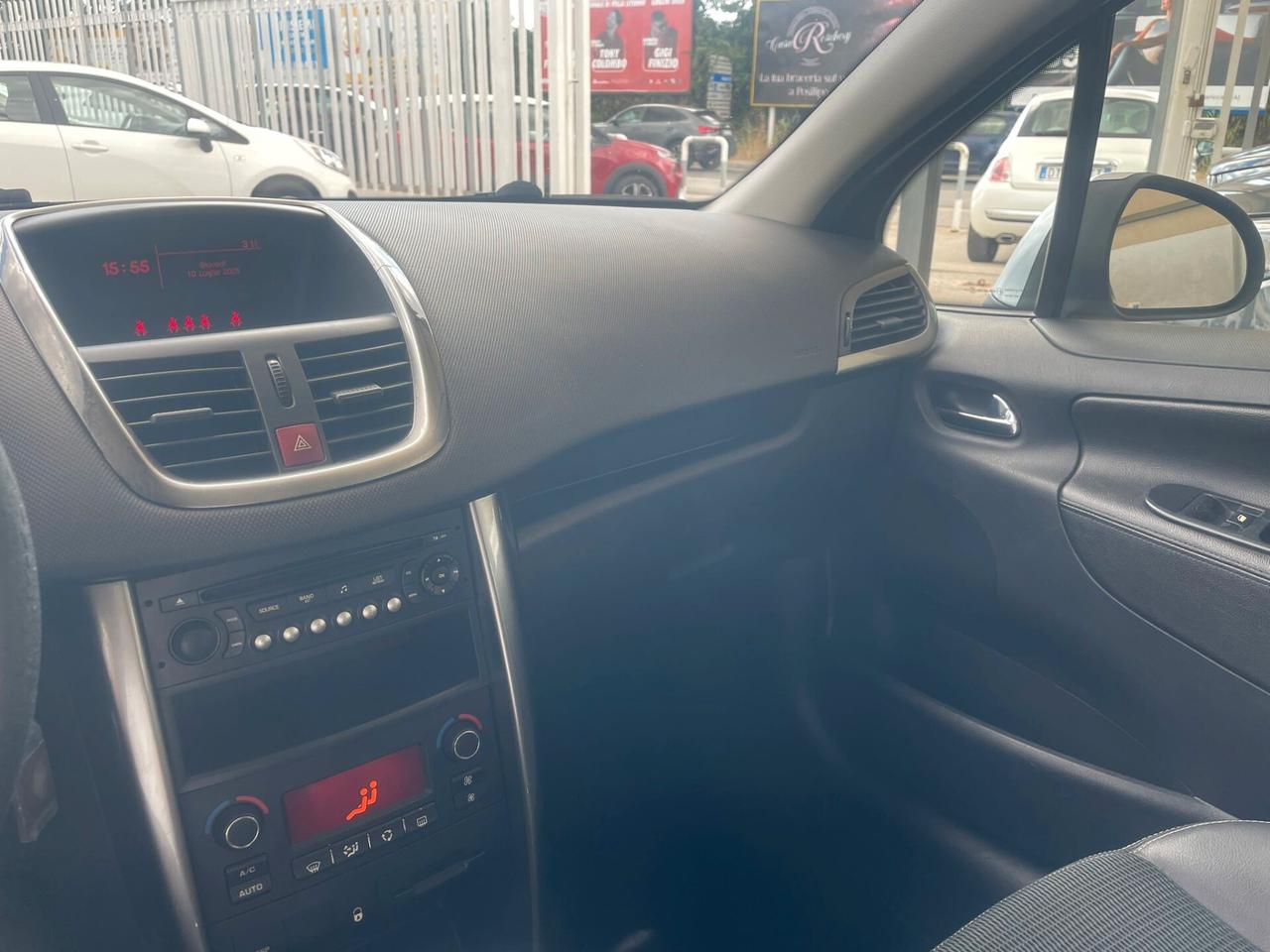 Peugeot 207 1.6 8V HDi 93CV SW Ciel Allure