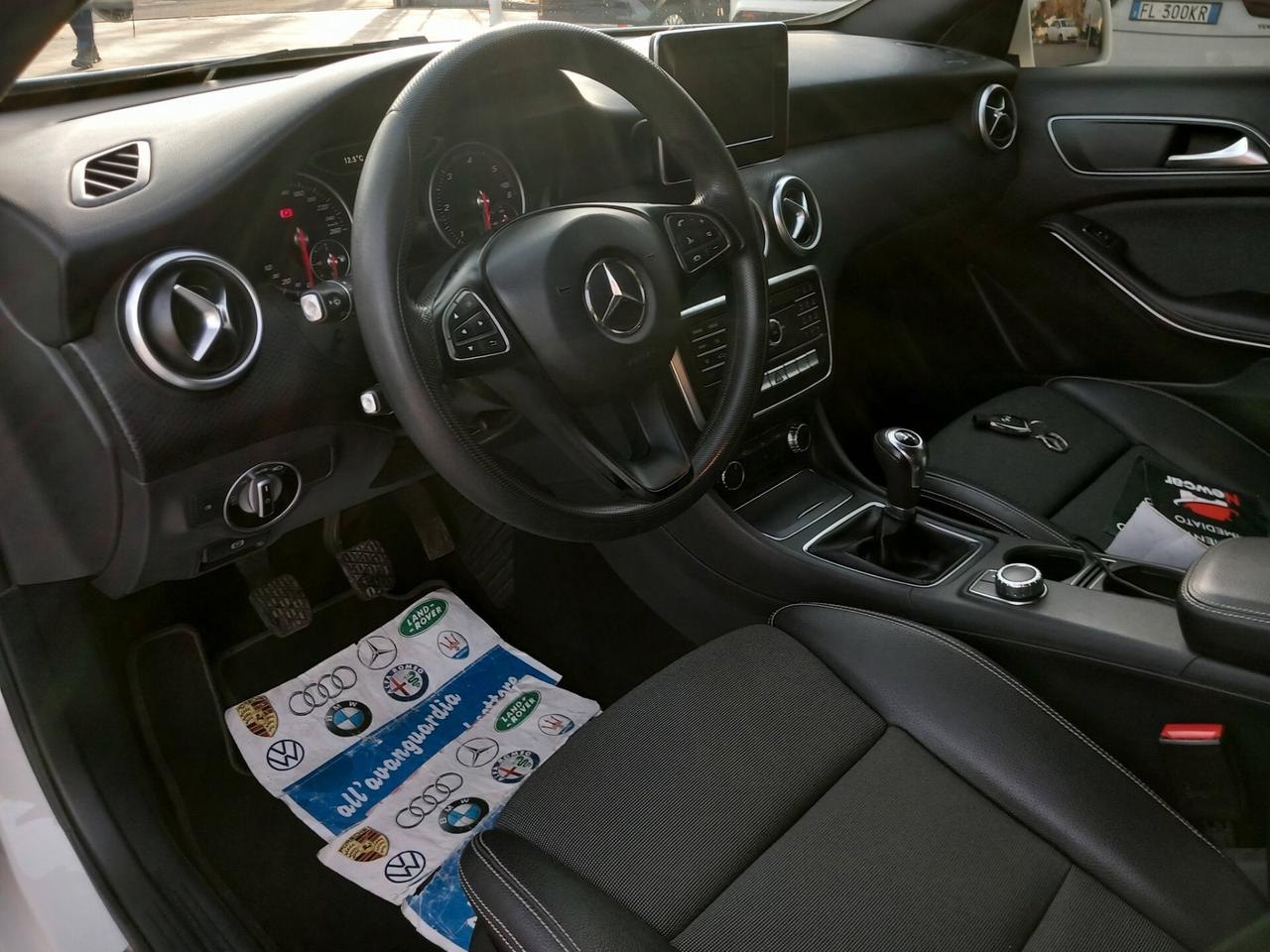 Mercedes-benz A 180 d Sport tenuta in maniera maniacale r 18 led pelle