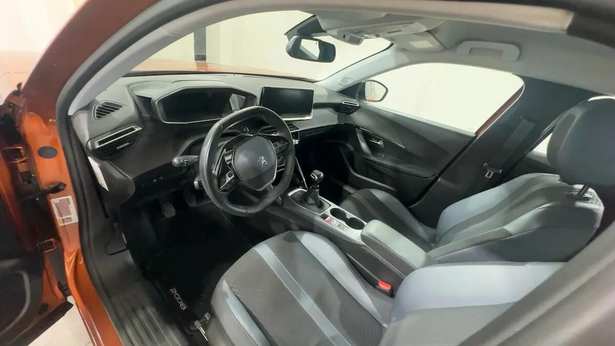 Peugeot 2008 PureTech 100 S&S Allure