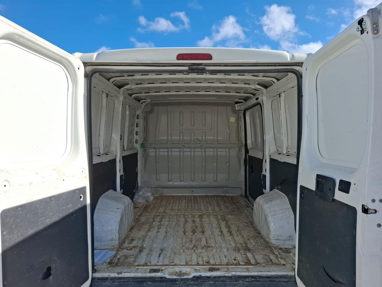 Peugeot Boxer 2.2 HDI 3 POSTI - MOTORE DA RIPRISTINARE