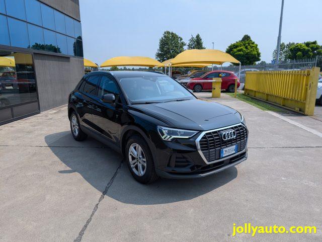 AUDI Q3 35 TDI S tronic Business