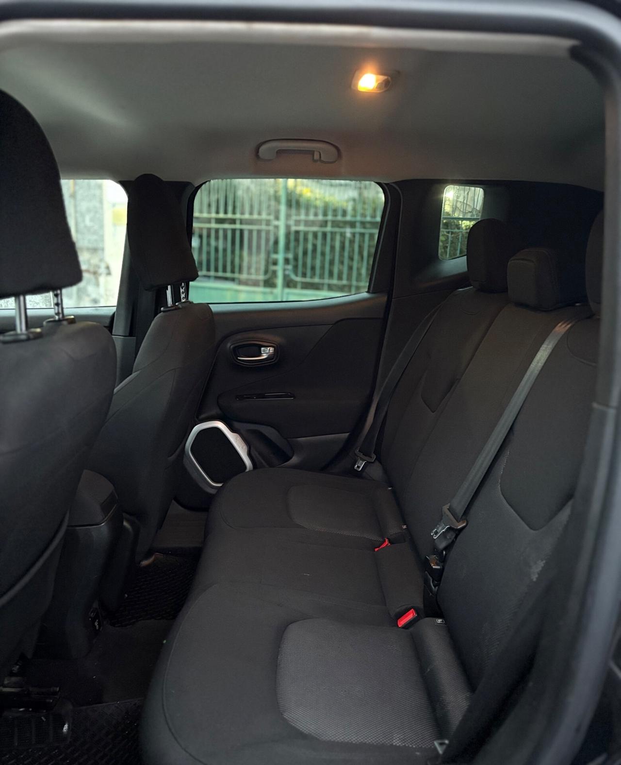 Jeep Renegade 1.6 Mjt 120 CV Total Black