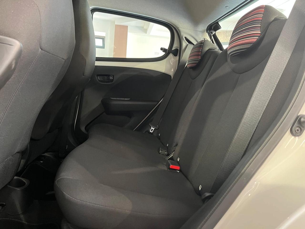 Citroen C1 VTi 72 S&S 5 porte Shine