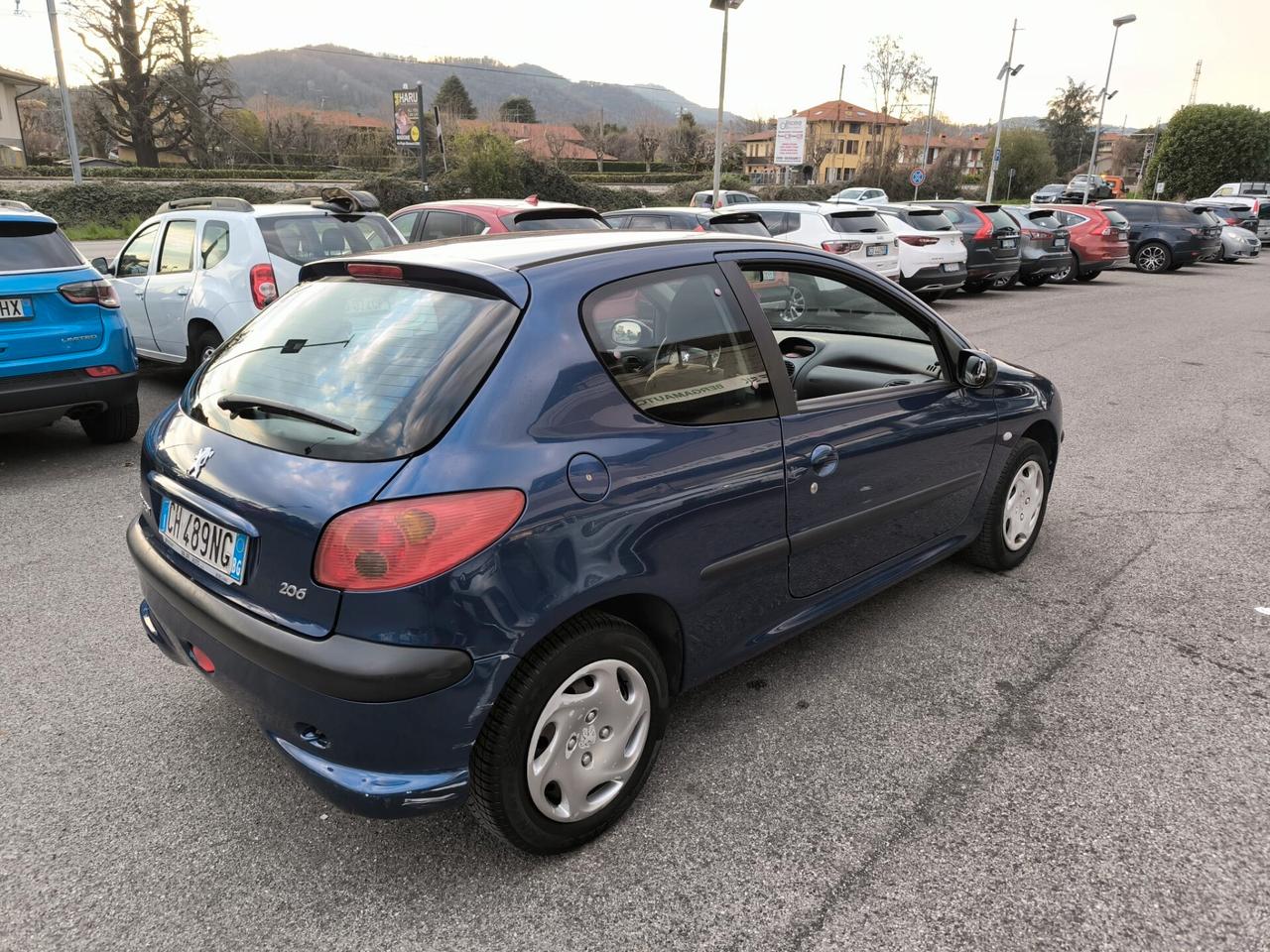 Peugeot 206 1.1 3p. XT *neopatentati*