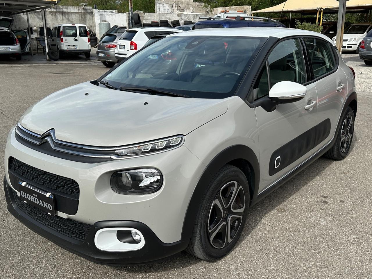 Citroen C3 1.6 BlueHDi 75 cv S&S Shine
