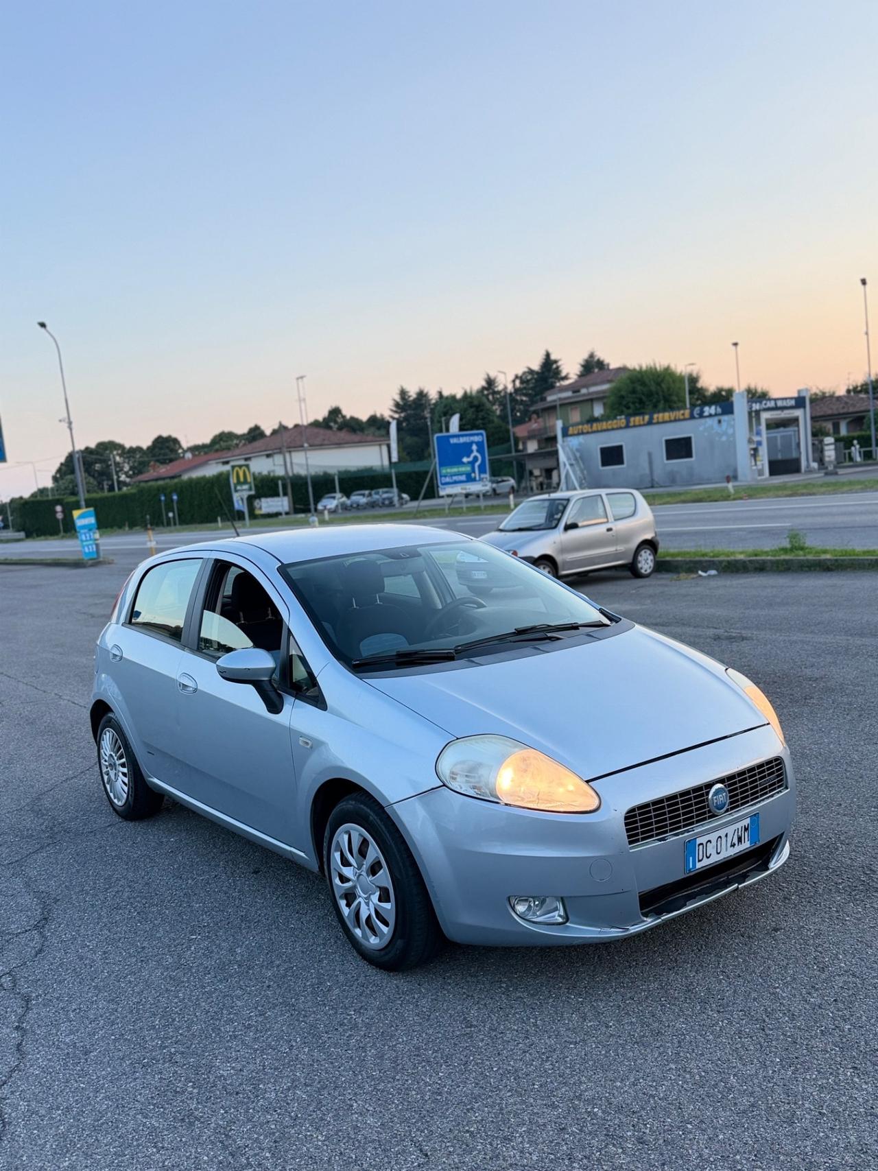Fiat Grande Punto 1.3 MJT 75 CV 5 porte Active