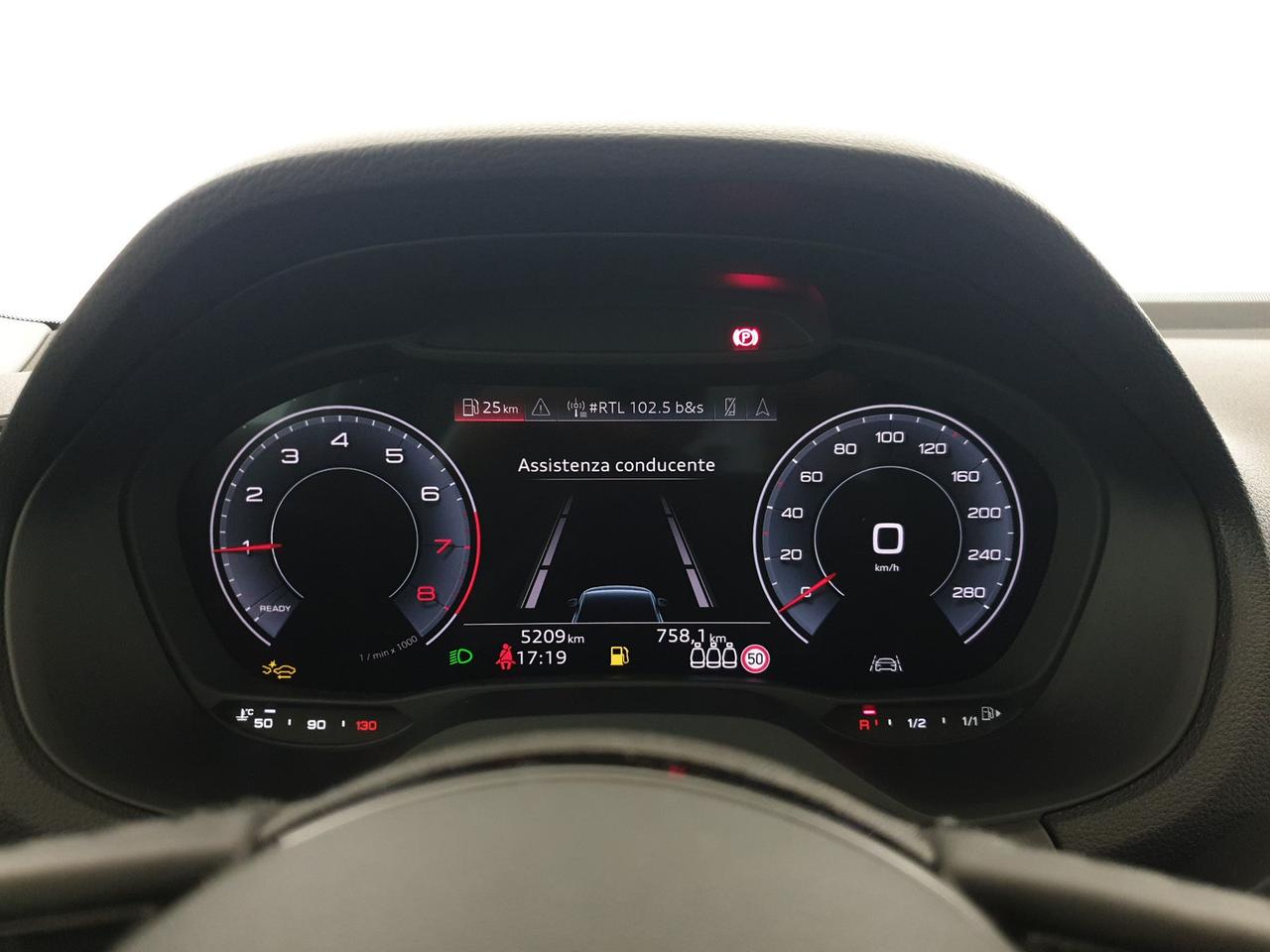 30TFSI 116CV Business Advanced