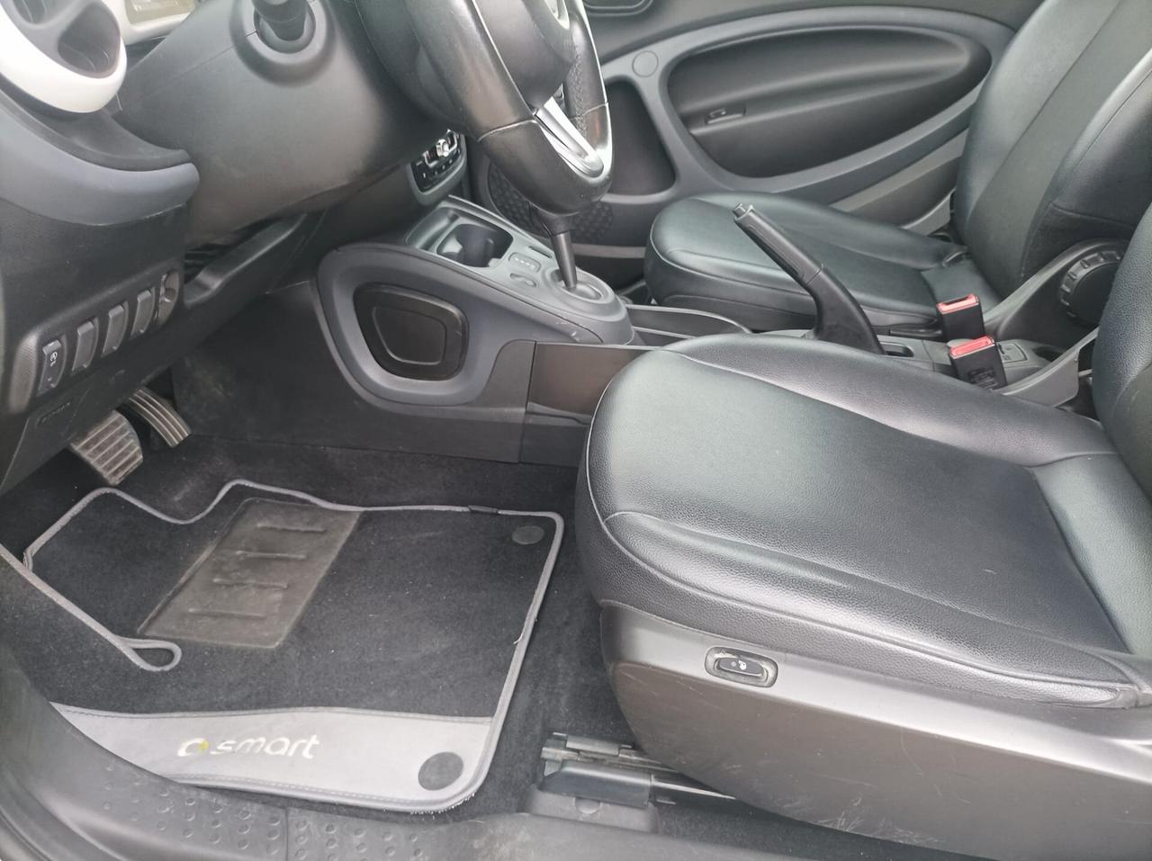 Smart ForTwo 70 1.0 black passion