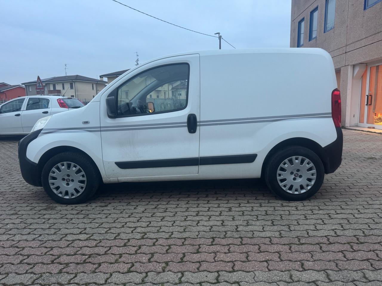 Fiat Fiorino 1.3 MJT 95CV Combi Semivetrato SX