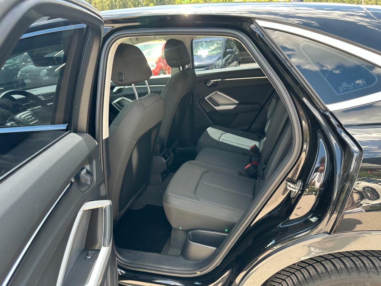 Audi Q3 35 TDI quattro
