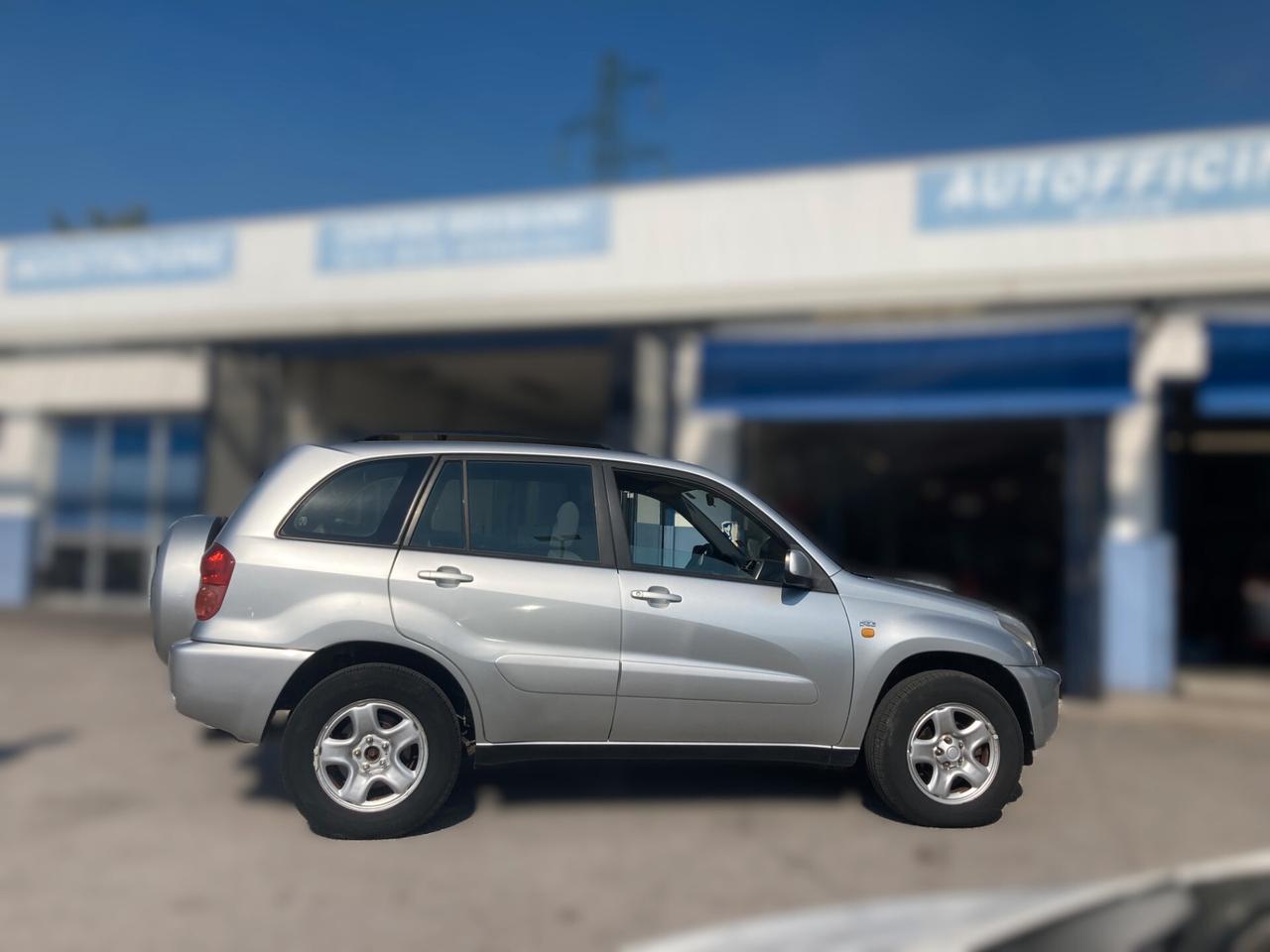 Toyota RAV 4 RAV4 2.0 Tdi D-4D cat 5 porte