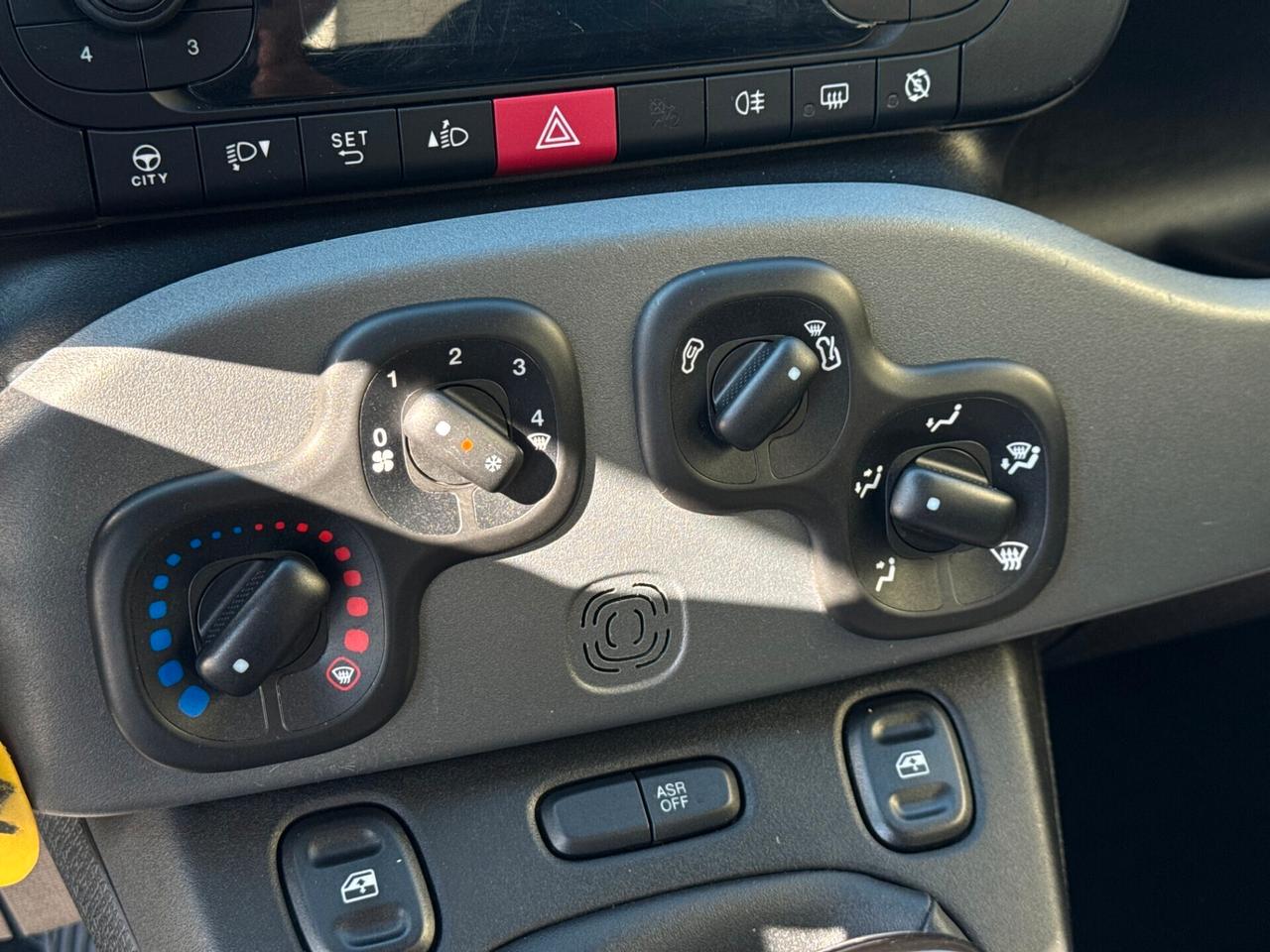 FIAT PANDA 1.0cc 69CV BENZINA NEOPATENTATI