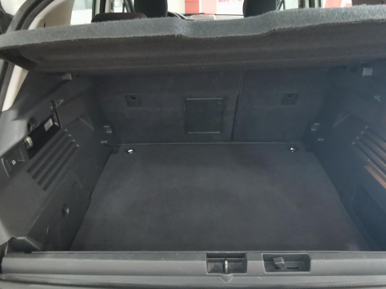 Peugeot 3008 1.6 HDi 112CV Active AUTOCARRO