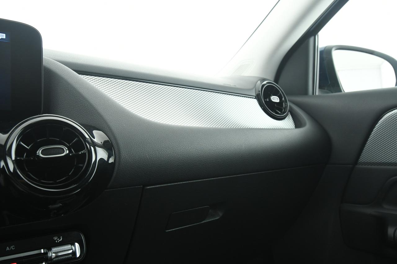 Mercedes-Benz GLA 200 d Business auto CAMERA+LED