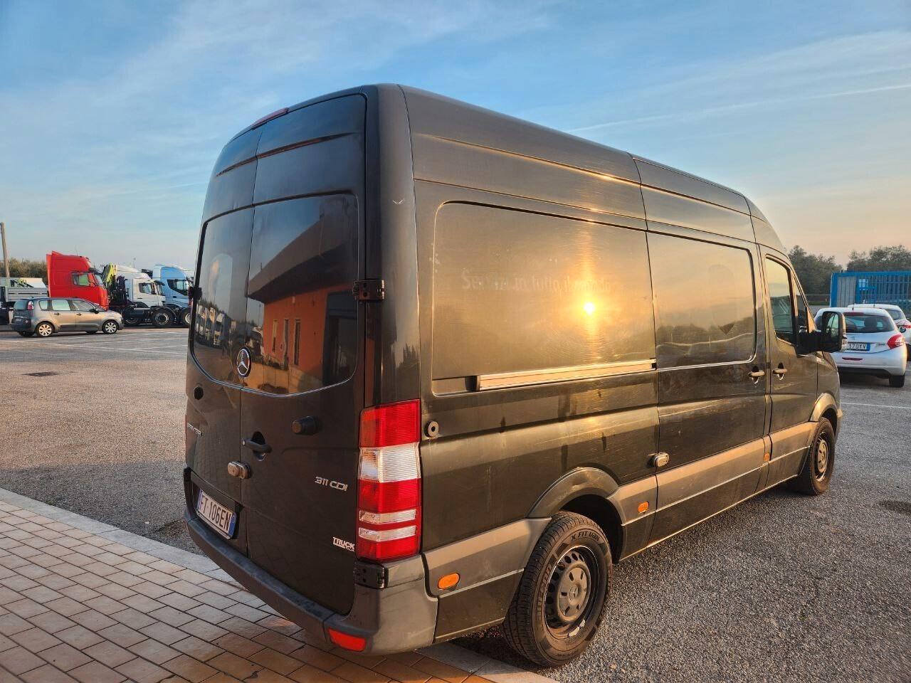 Mercedes-benz Sprinter 311 CDI Executive SOLO 130KM CON ATTREZZATURA