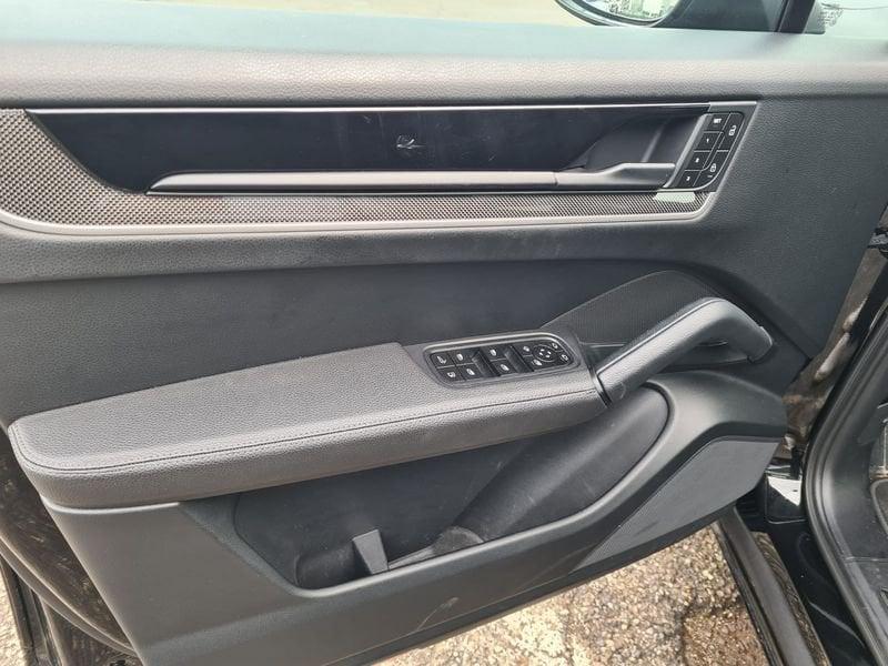 Porsche Cayenne Coupè 3.0 V6 E-Hybrid *IVA ESPOSTA*