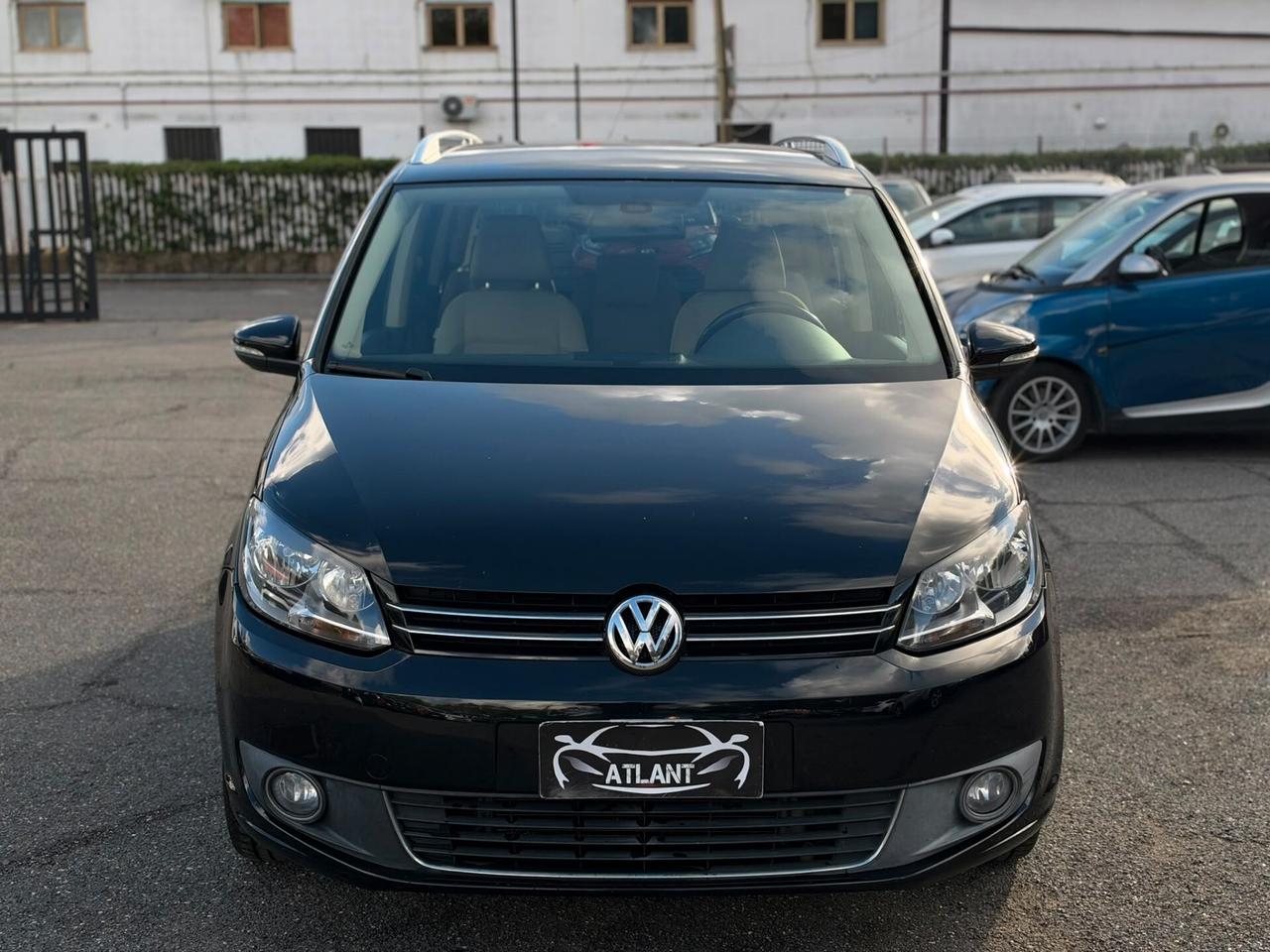 Volkswagen Touran 1.4 TSI DSG NO FINANZIAMENTO