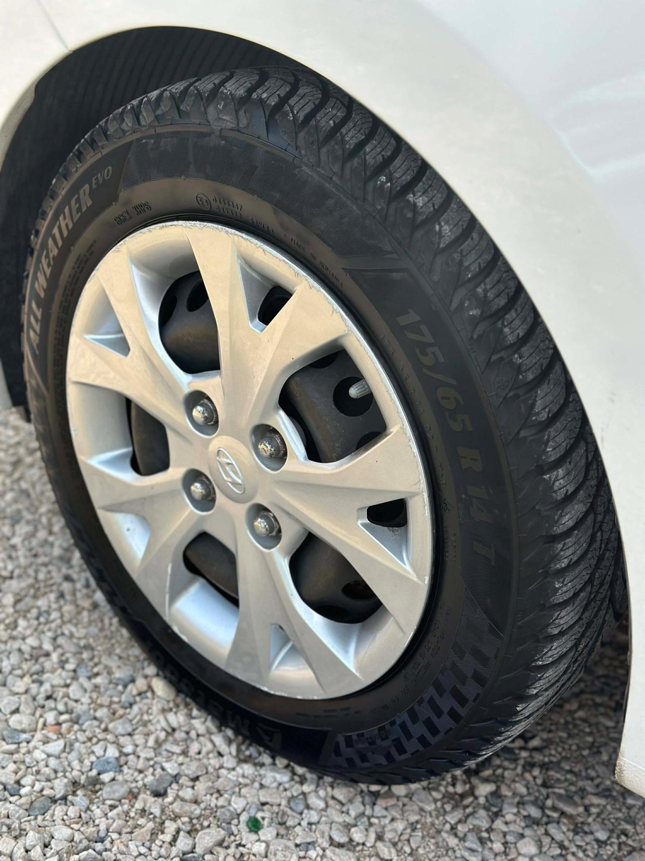 Hyundai i10 1.0 LPGI GPL ECONEXT NEOPAT KMCERT GARANZ