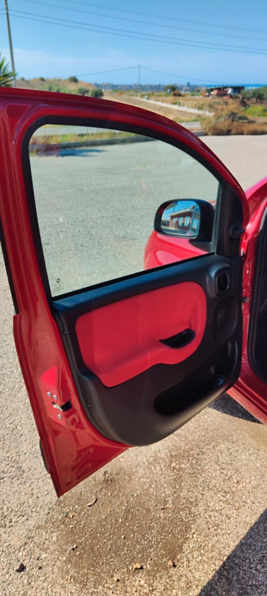 Fiat Panda 0.9 TwinAir Turbo Natural Power Lounge