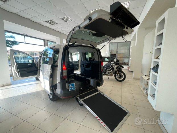 VOLKSWAGEN CADDY TRASPORTO DISABILI MAXI 2.0 TDI 1