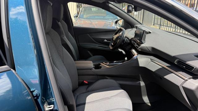 PEUGEOT 3008 HYBRID 136CV e-DCS6 ALLURE*FULL LED*CARPLAY*C.L.18
