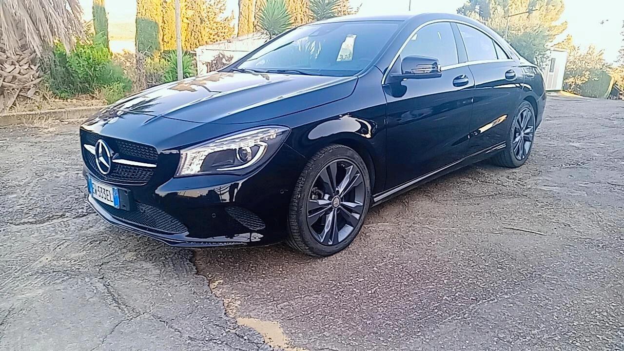 Mercedes. CLA 200 CDI Premium
