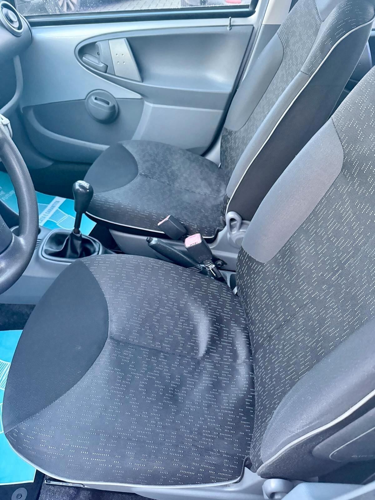 Peugeot 107 1.0 68CV 5p. Allure (Sweet Years)