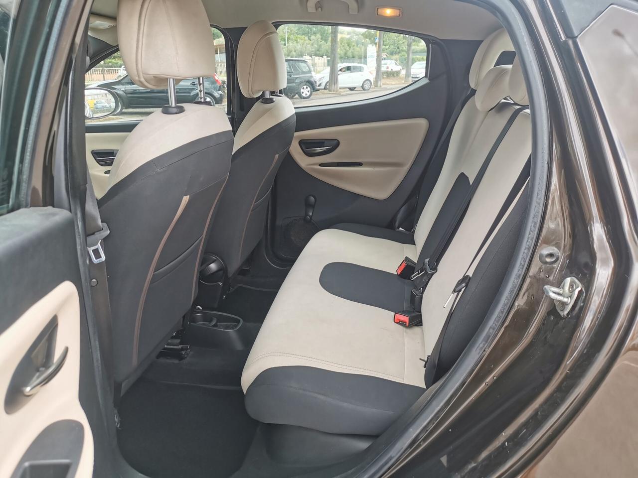 Lancia Ypsilon 1.2 GPL OK NEOPATENTATI