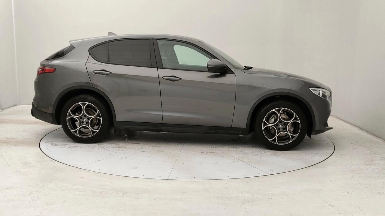 Alfa Romeo Stelvio 2.2 Turbodiesel 190 CV AT8 Q4 Sprint