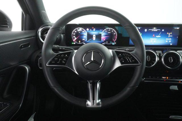 MERCEDES-BENZ A 180 A 180 Automatic Progressive Advanced