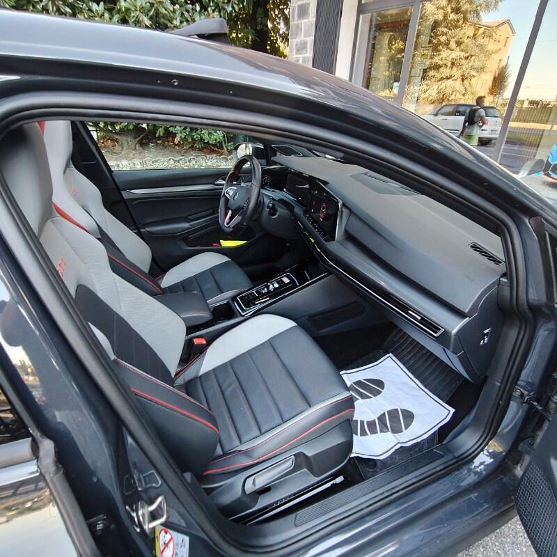 VOLKSWAGEN Golf 8ª serie Golf 2.0 TSI DSG GTI