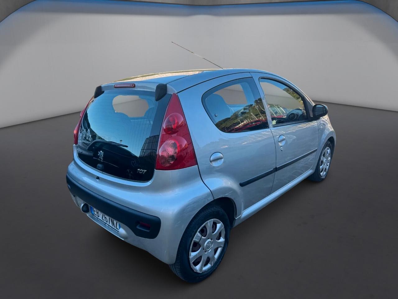 PEUGEOT 107 1.0 68cv 5P. Sweet Years + Block Shaft