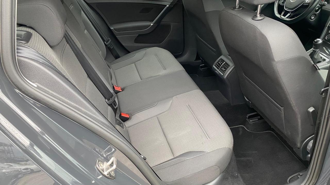 Volkswagen Golf Variant 1.6 TDI 115 CV Trendline BMT