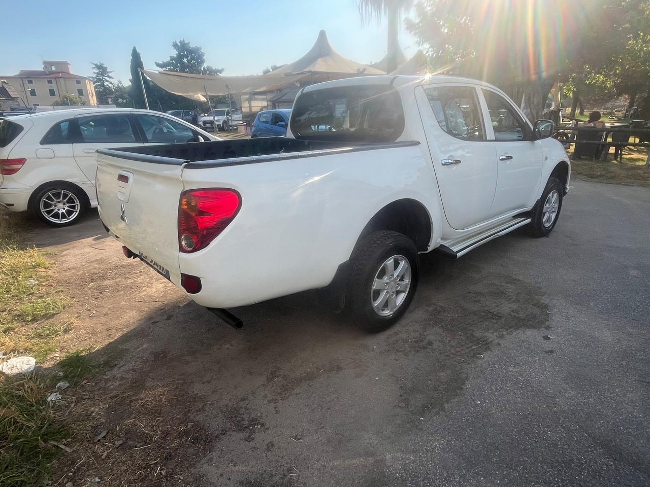 Mitsubishi L200 2014
