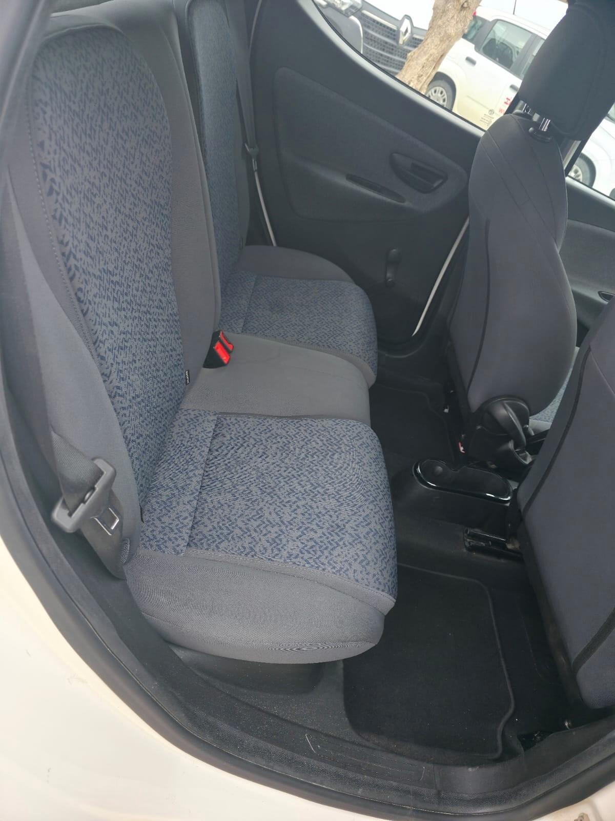 Lancia Ypsilon 1.0 FireFly 5 porte S&S Hybrid Ecochic A. Ferretti