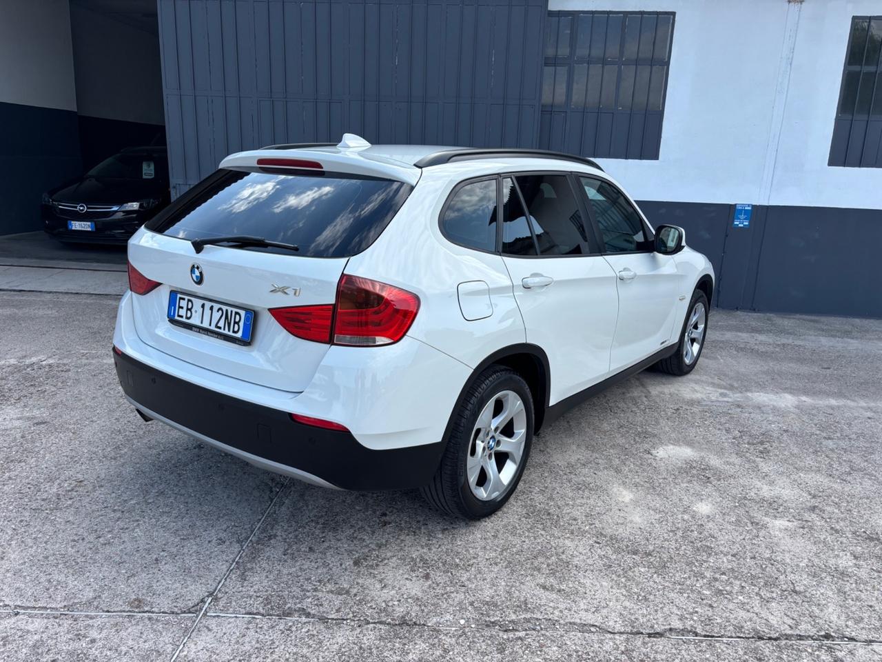 BMW X1 2.0D. 118d. Garanzia 12 mesi. Neopatentati
