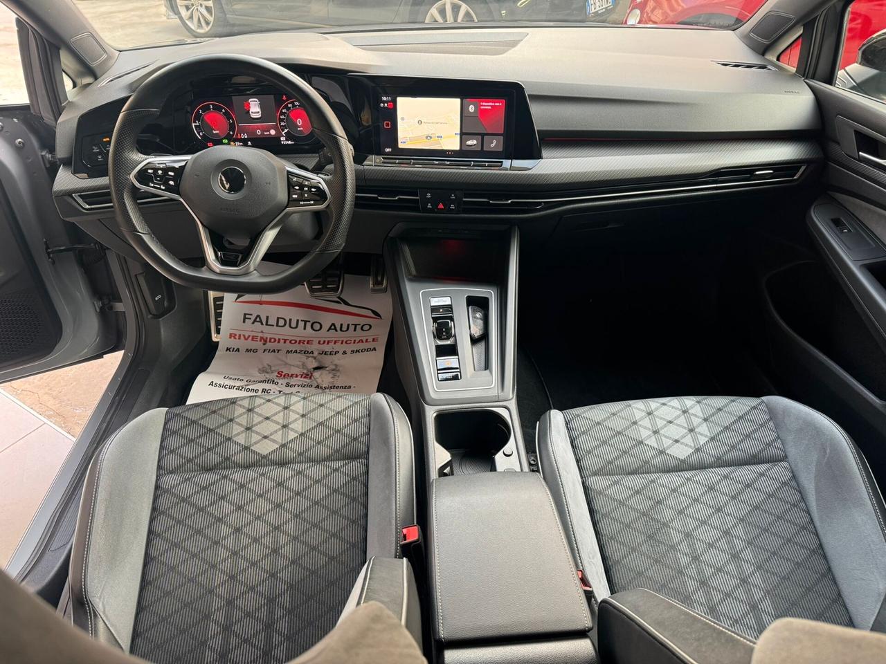 Volkswagen Golf 2.0 TDI 150 CV DSG SCR R-Line