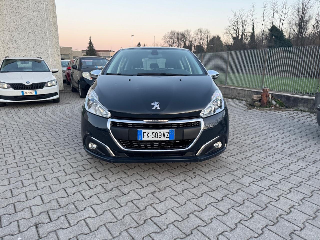 Peugeot 208 PureTech 82 5 porte Allure