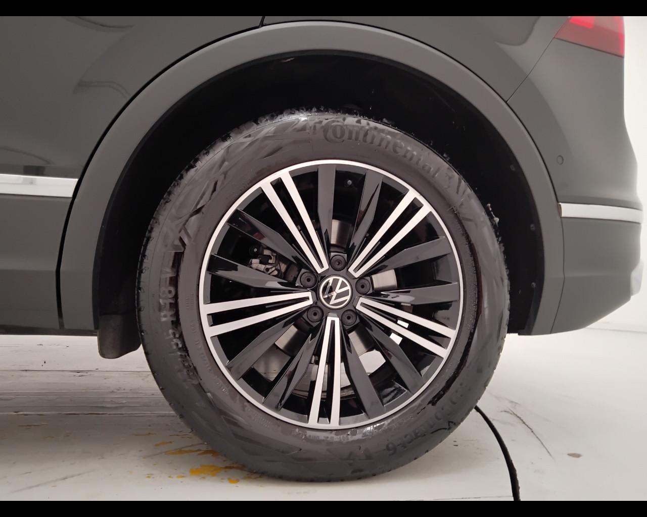 VOLKSWAGEN Tiguan II 2021 - Tiguan 2.0 tdi Elegance 150cv dsg