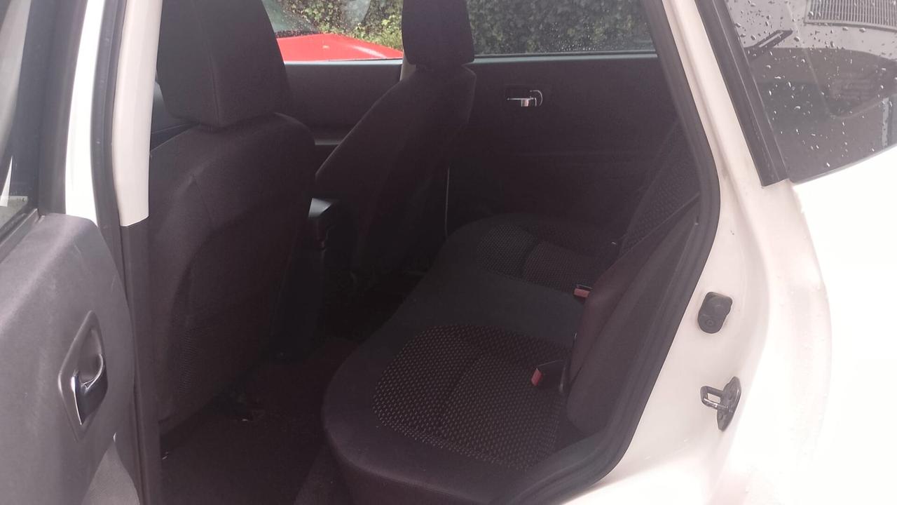 Nissan Qashqai 4WD 2.0 dCi - 2009