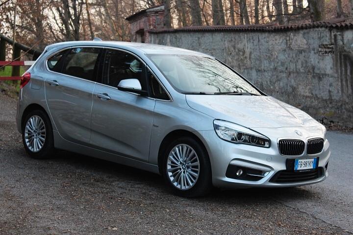 Bmw 216 216d Active Tourer Luxury SPLENDIDA INTERNO PELLE DAKOTA SENSORI PARK