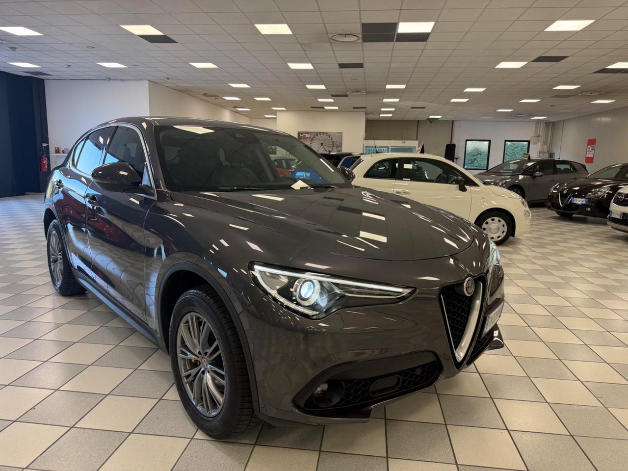 Alfa Romeo Stelvio 2.2 Turbodiesel 210 CV AT8 Q4 Super