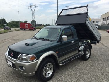 Mitsubishi L200 2.5 TDI 4WD Club Cab Pick-up GLS
