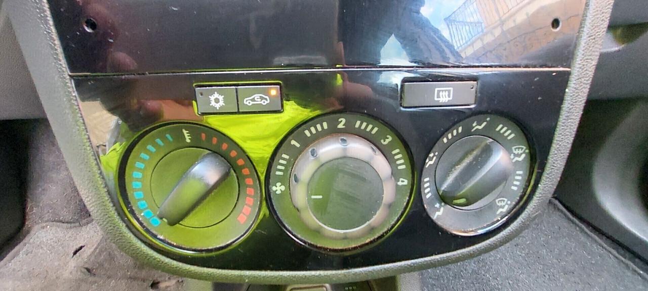 CORSA 1,2 GPL DI SERIE CASA MADRE SCADENZA 2033 LEGA BI.COLOR X NEOPATENTATI IMPECCABILE