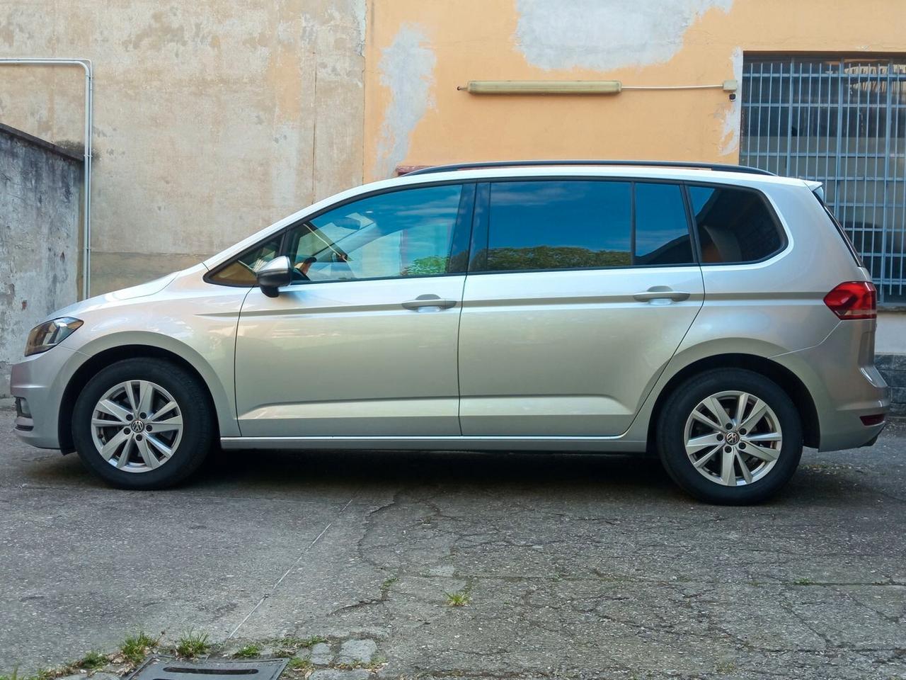 Volkswagen Touran 2.0 TDI 150 CV SCR Business BlueMotion Technology